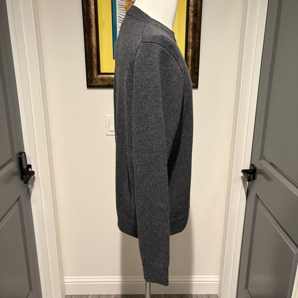 Jcrew midweight charcoal grey cashmere crewneck sweater Size Medium - Brand New - Picture 2 of 4